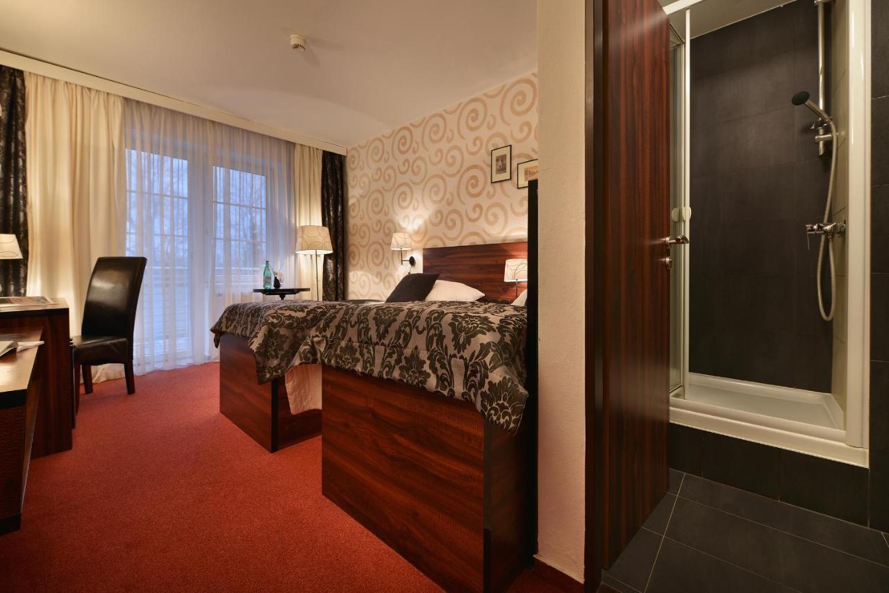 Parkhotel Morris Novy Bor Exterior photo