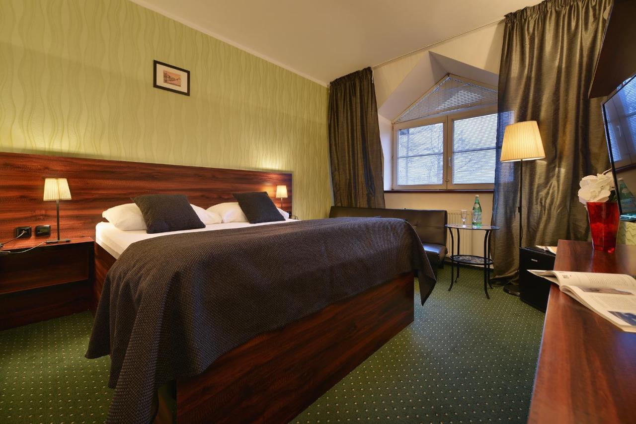Parkhotel Morris Novy Bor Exterior photo